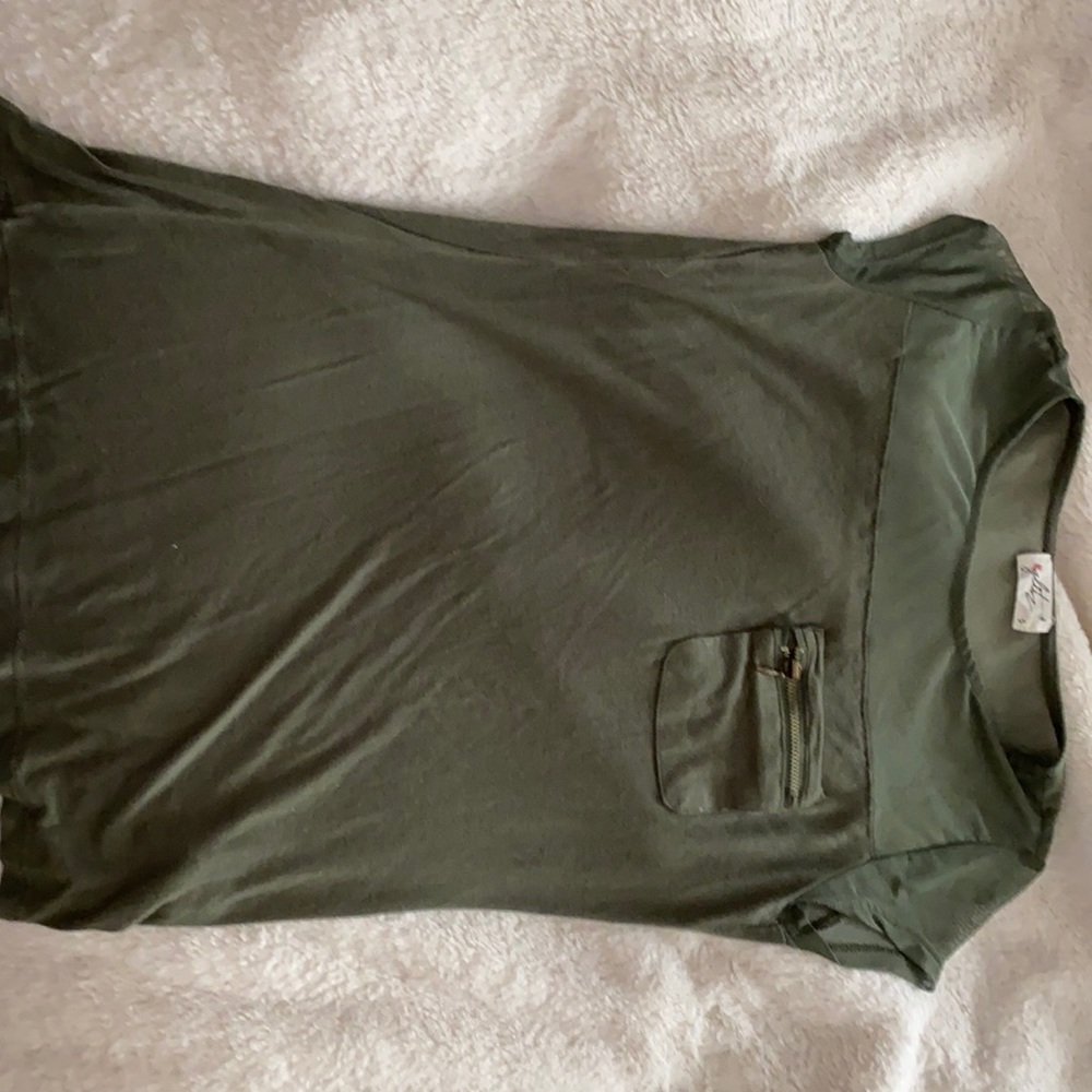 Green tee.